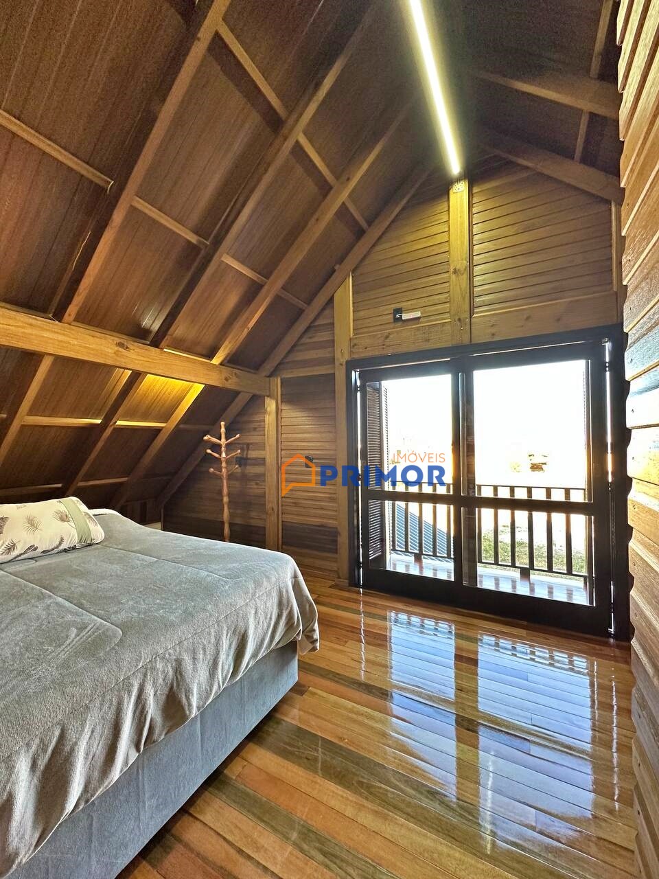 Casa a venda com telhado sanduíche bairro Brilhamares - Balneário Gaivota/SC