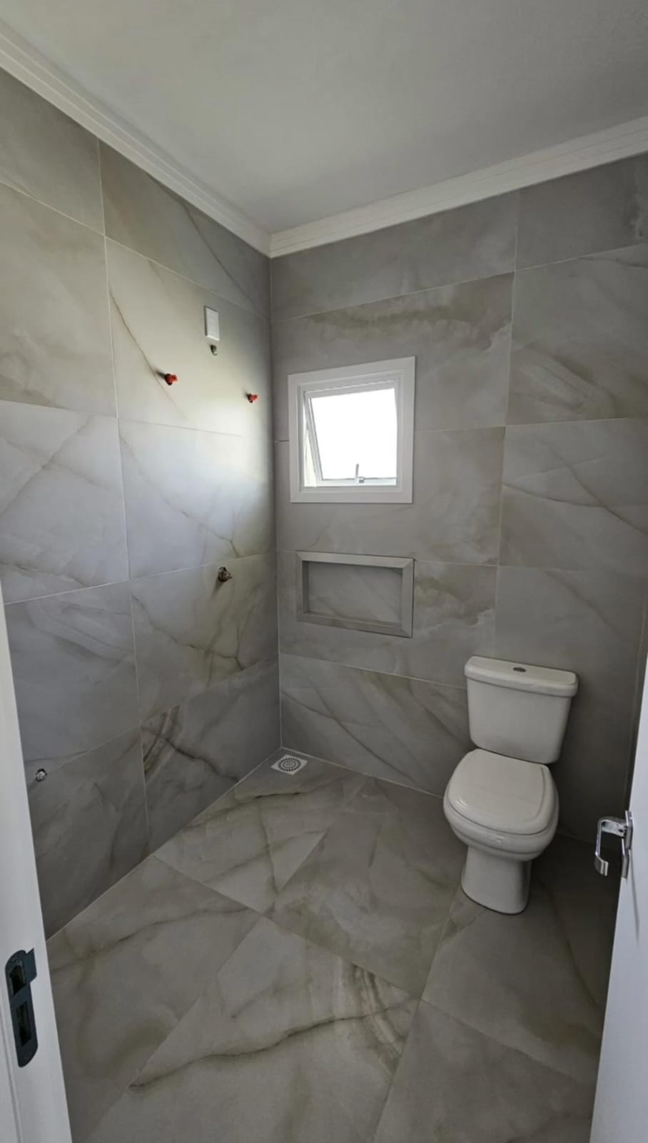 Sobrado à Venda no bairro Turimar