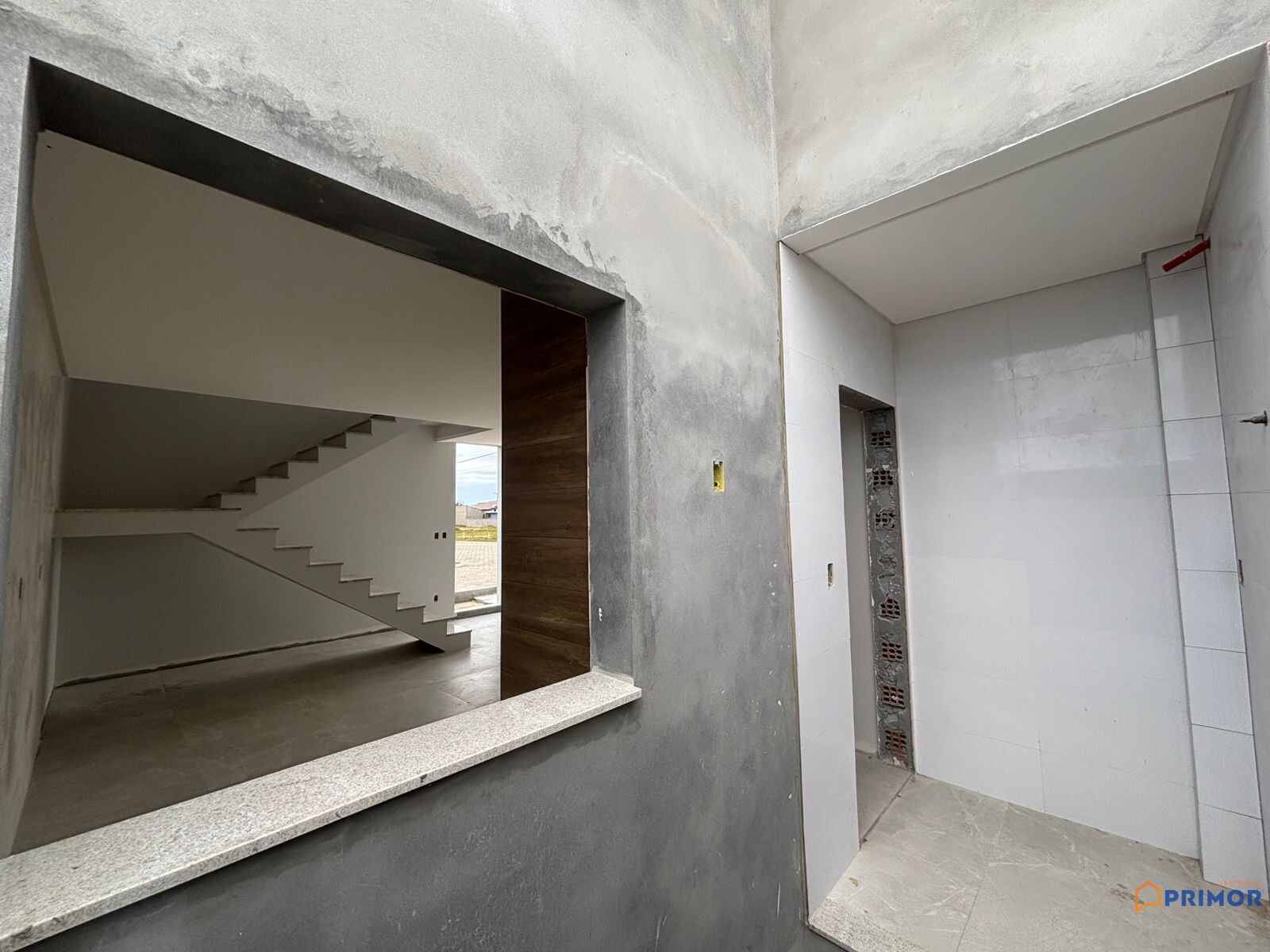 Sobrado Alto Padrão a Poucos Passos do Mar